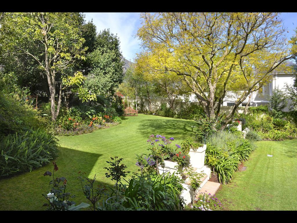 21 Roux Street Franschhoek Hotel Exterior photo