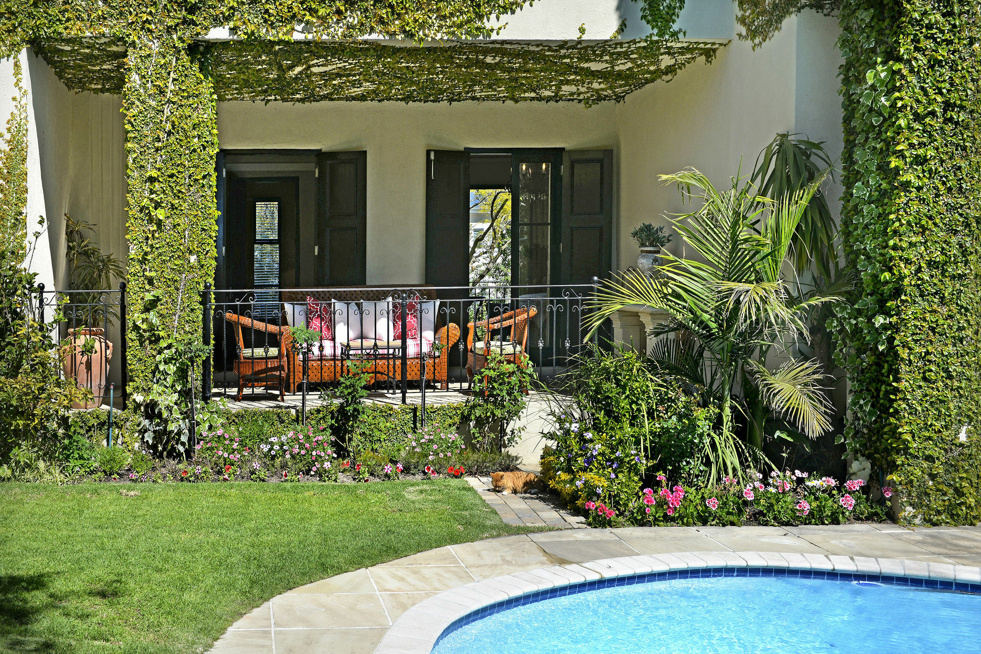 21 Roux Street Franschhoek Hotel Exterior photo